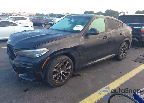 2023 BMW X6 xDrive40I z USA, uszkodzony, nr VIN 5UXCY6C04P9R58079